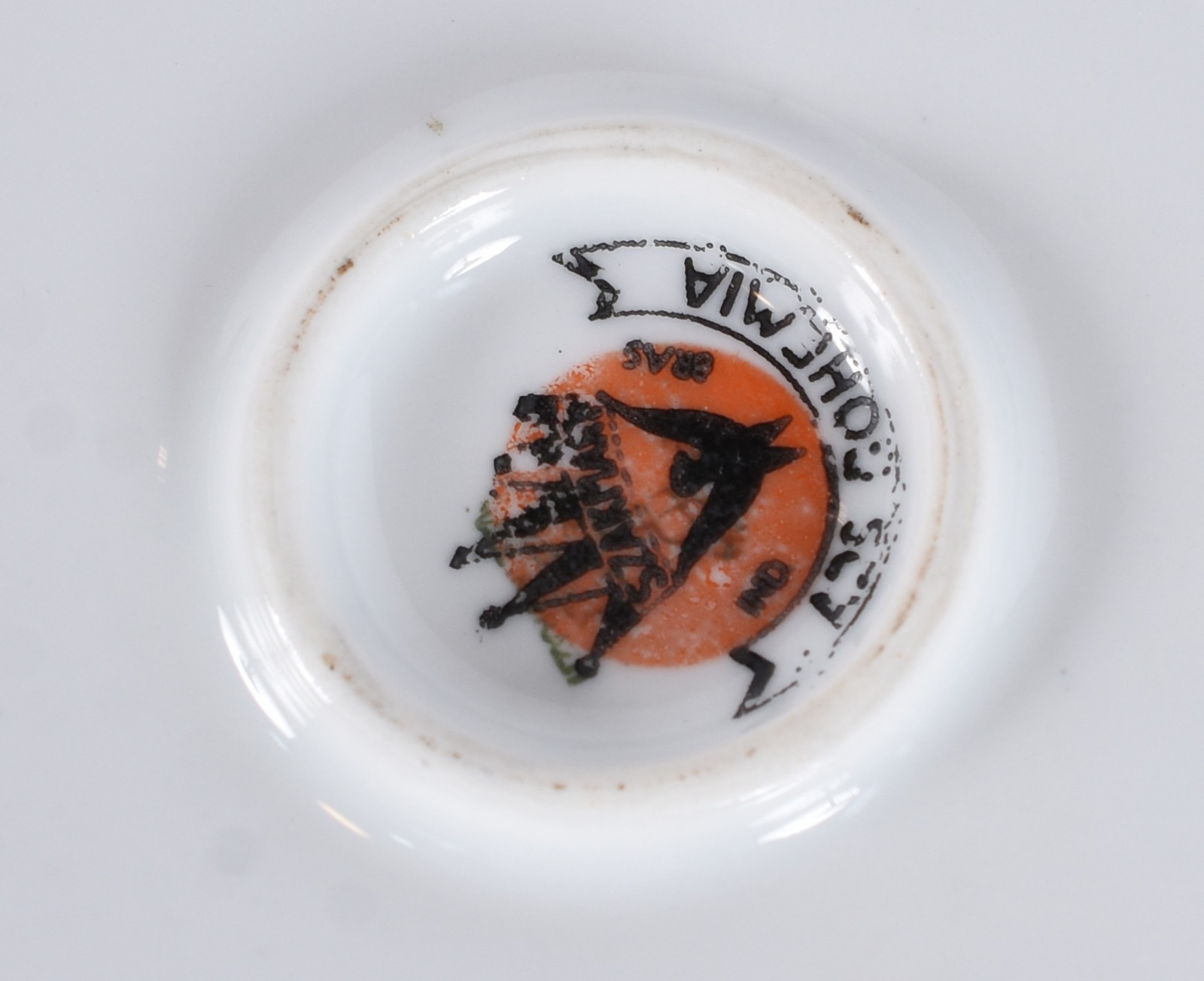 Jogo para saquê de porcelana policromada composto de 6 canequinhas e... - foto 4 de 7