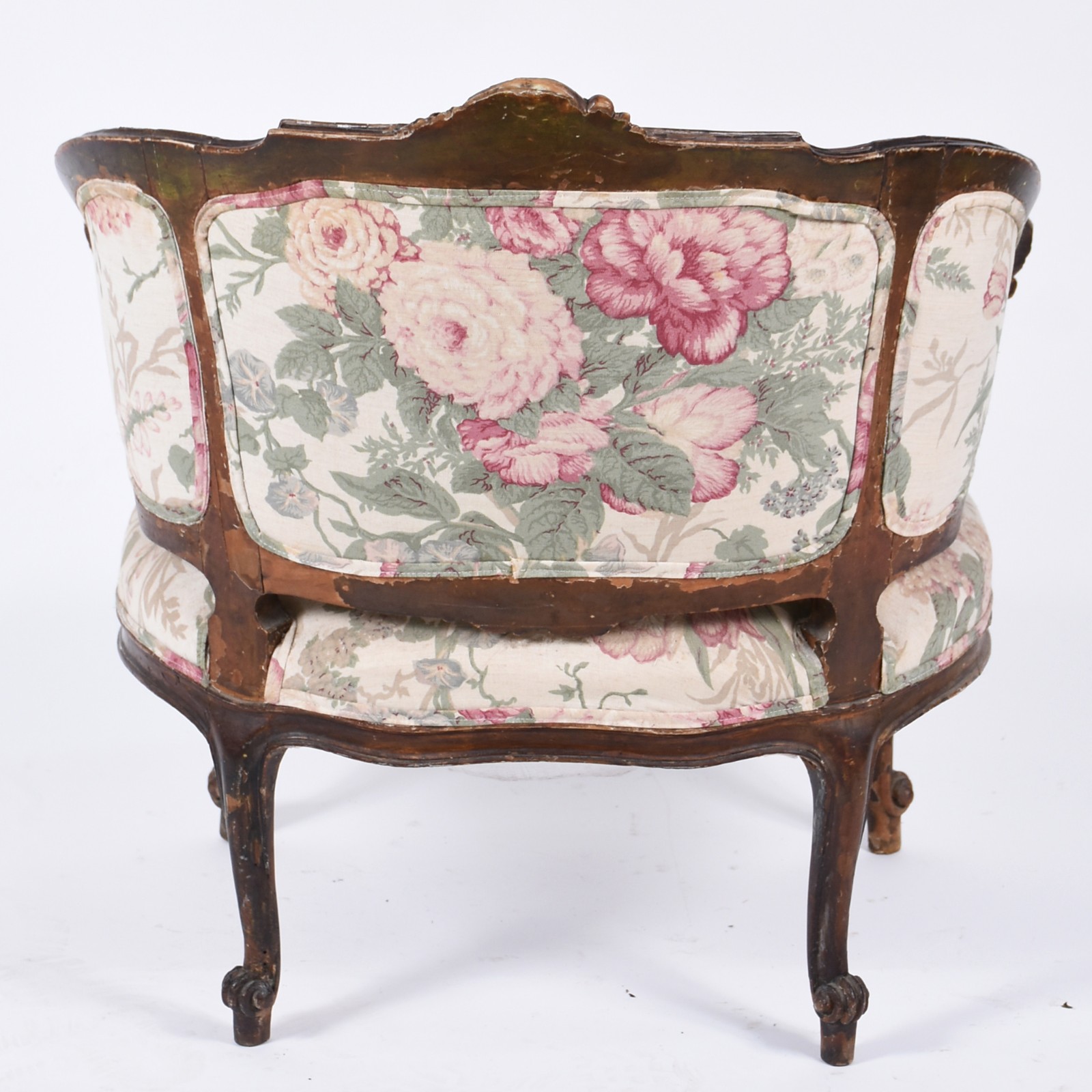 Poltrona de madeira nobre, estofamento forrado com tecido floral... - foto 4 de 4