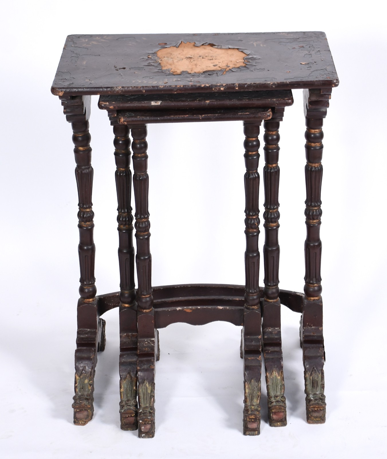 Mesa ninho oriental de madeira, pintura com desgastes, pernas... - foto 3 de 7