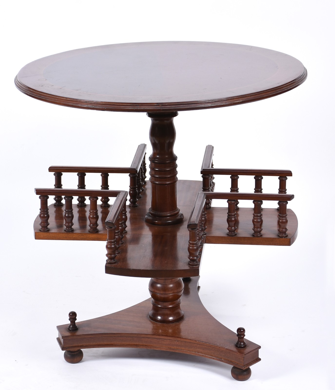 Mesa de madeira nobre feitio circular, estilo inglês, apoio em coluna... - foto 3 de 4