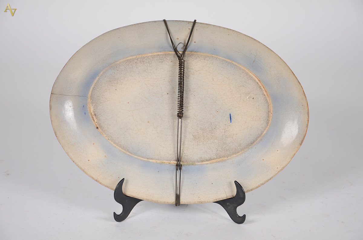 Grande travessa em porcelana azul e branco floral, feitio oval... - foto 2 de 2