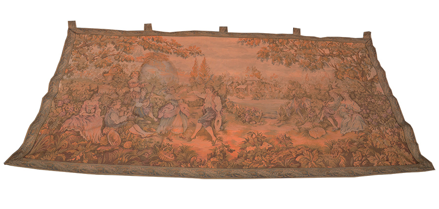 Gobelain medindo: 1,03 x 2,00 m