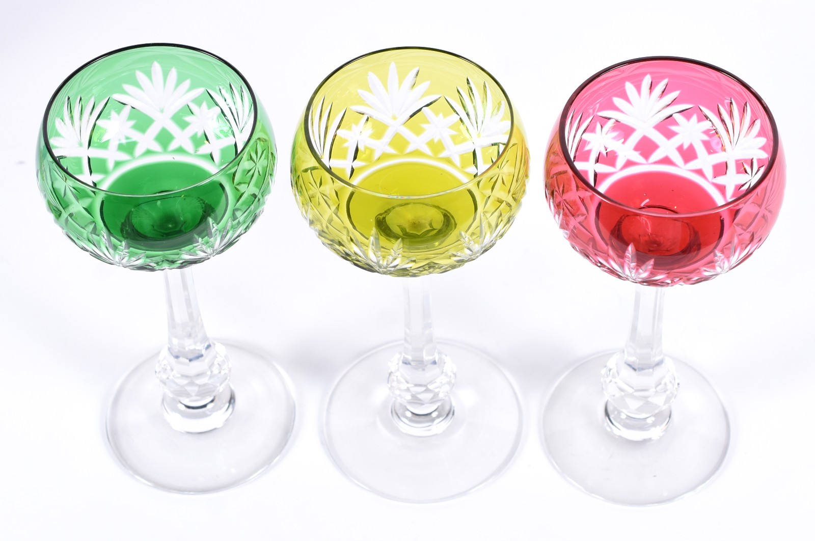 Três cálices para vinho de cristal double nas cores verde, amarelo e... - foto 2 de 2