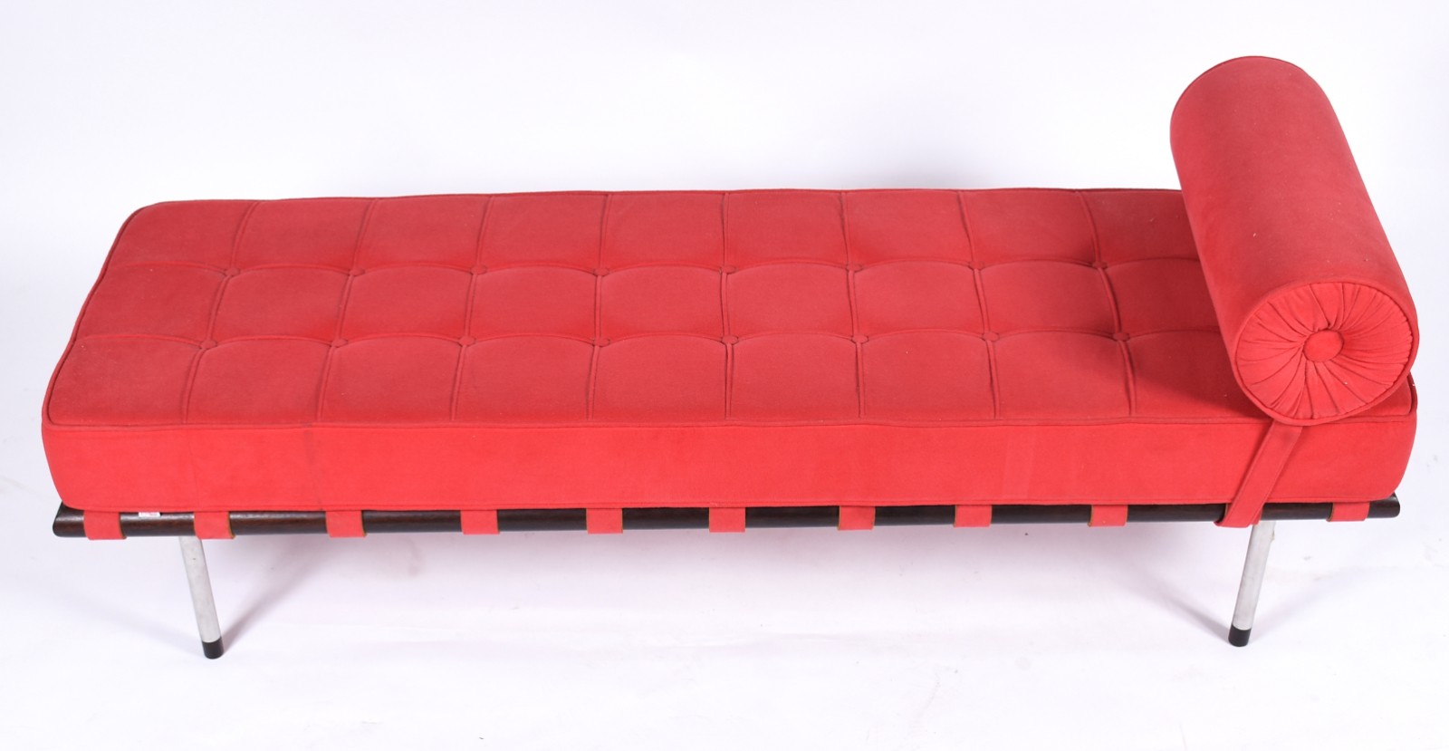 Recamier de metal em design moderno, estofamento forrado na cor... - foto 2 de 5