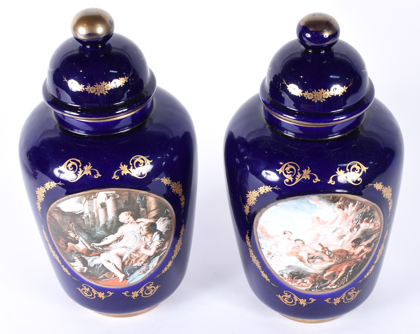 Par de potiches italianos de porcelana azul cobalto, medalhões em... - foto 3 de 6