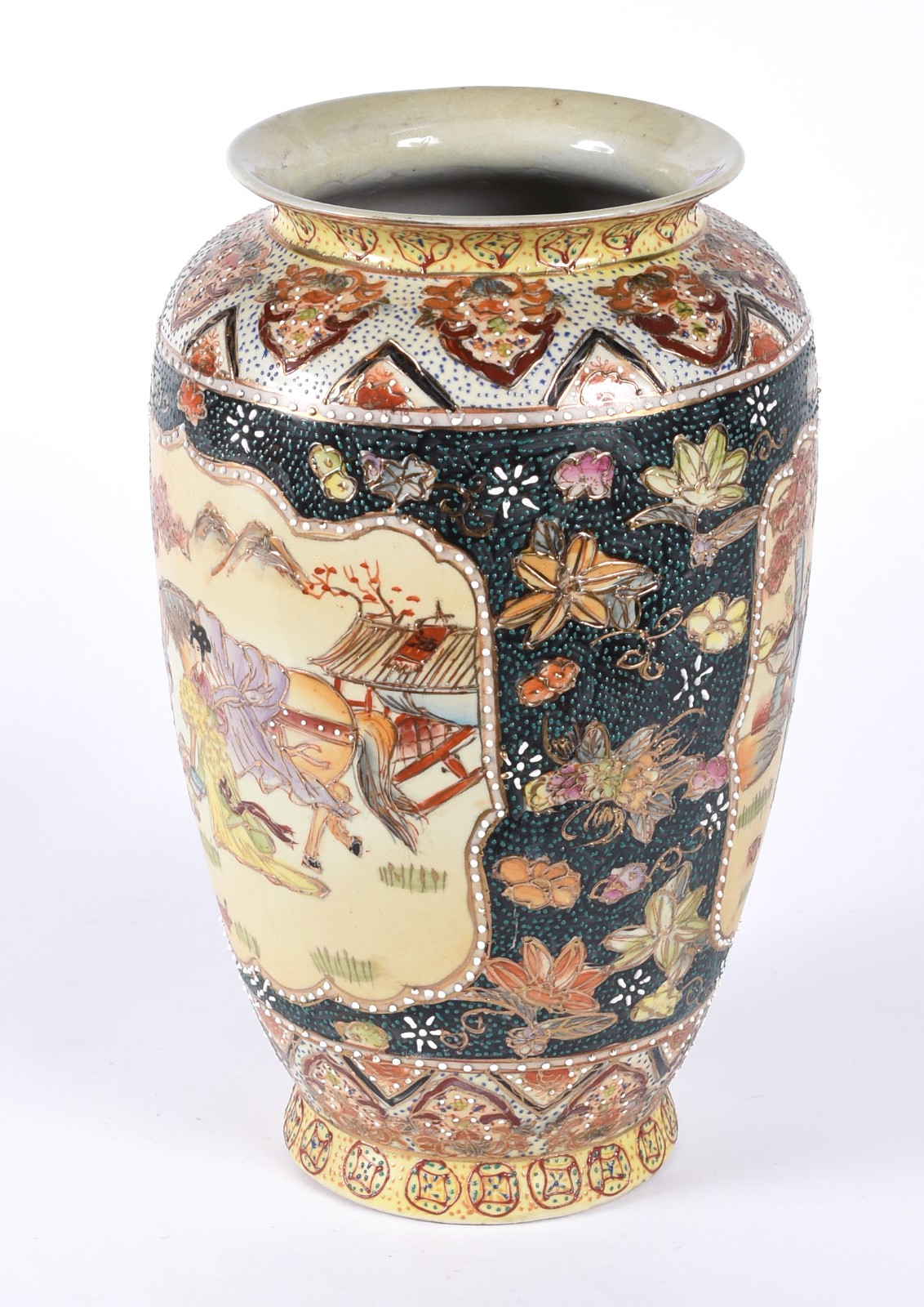 Vaso de porcelana oriental policromada ao gosto Satzuma. - foto 2 de 6