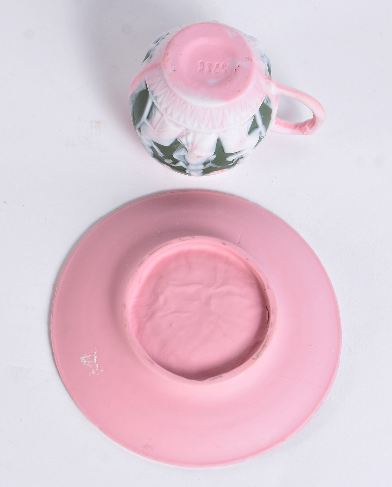 Serviço de café de porcelana Wedgood na cor rosa e verde composto de... - foto 3 de 6