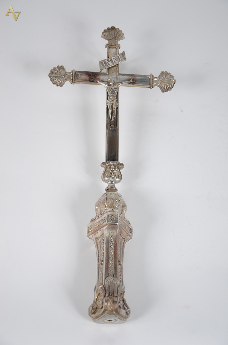 Crucifixo com Cristo em bronze - Séc. XIX. Altura: 63 cm - foto 1 de 2