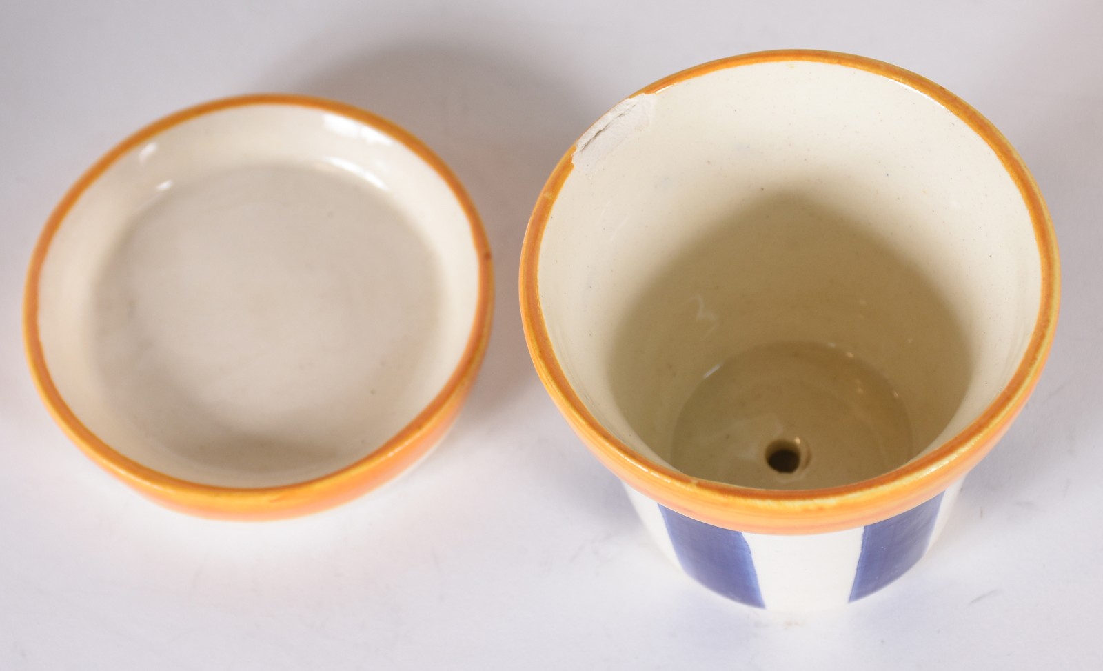 Conjunto de cerâmica Luis Salvador composto de: 8 pratos rasos, par... - foto 3 de 8