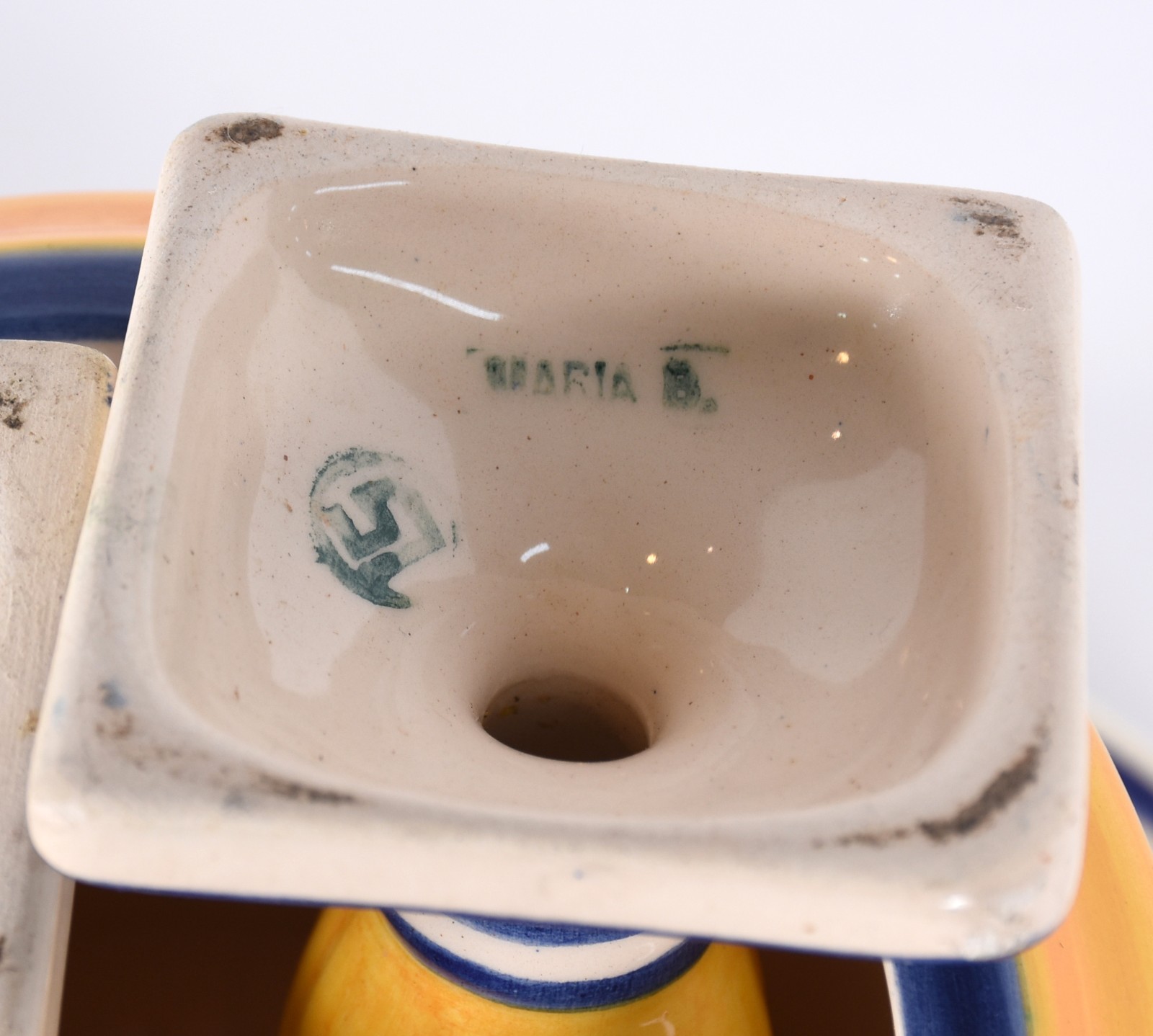 Conjunto de cerâmica Luis Salvador composto de: 8 pratos rasos, par... - foto 4 de 8