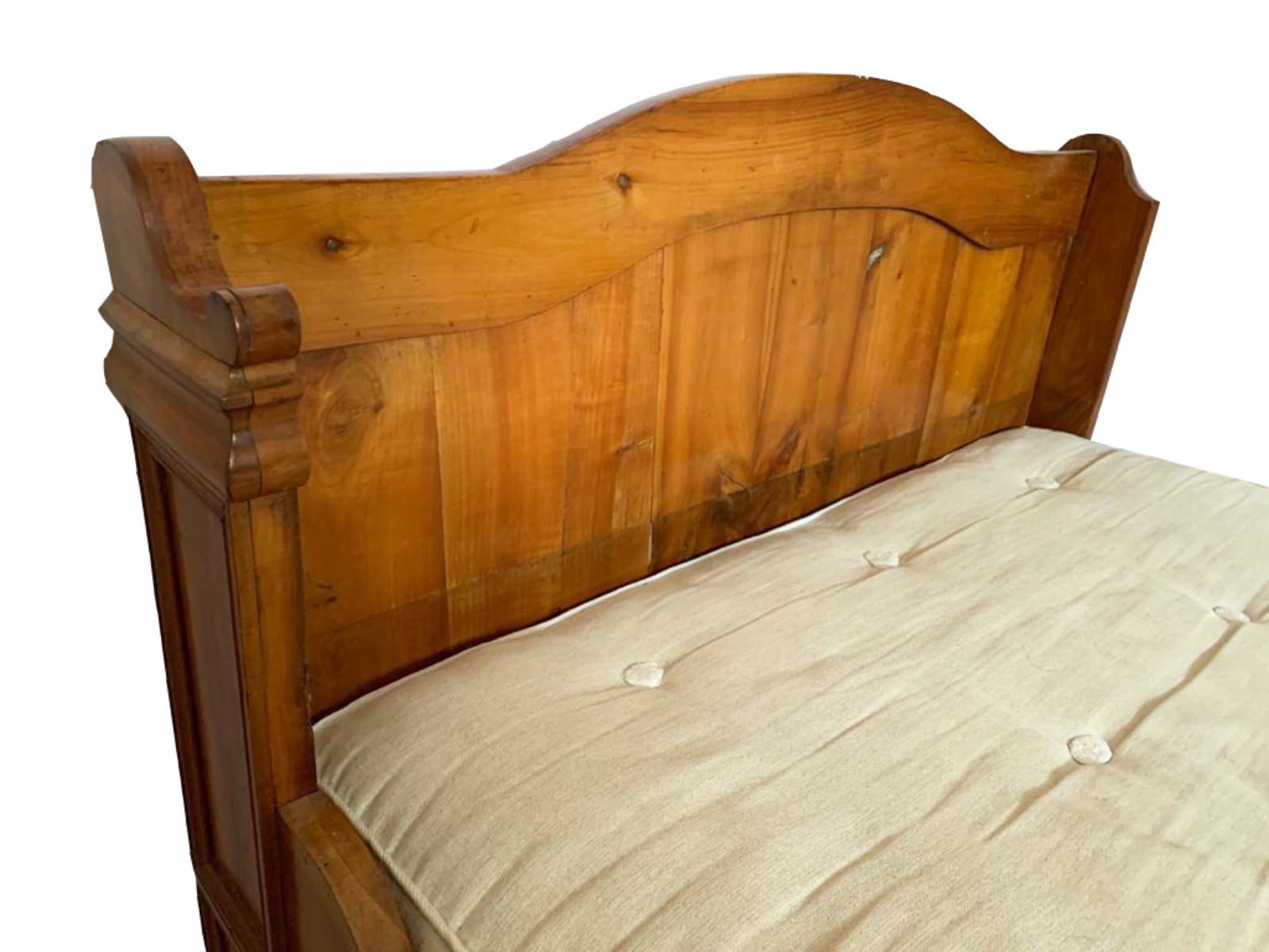 Antiga Cama de viúvo de madeira nobre, cabeceira e peseira altas... - foto 4 de 4