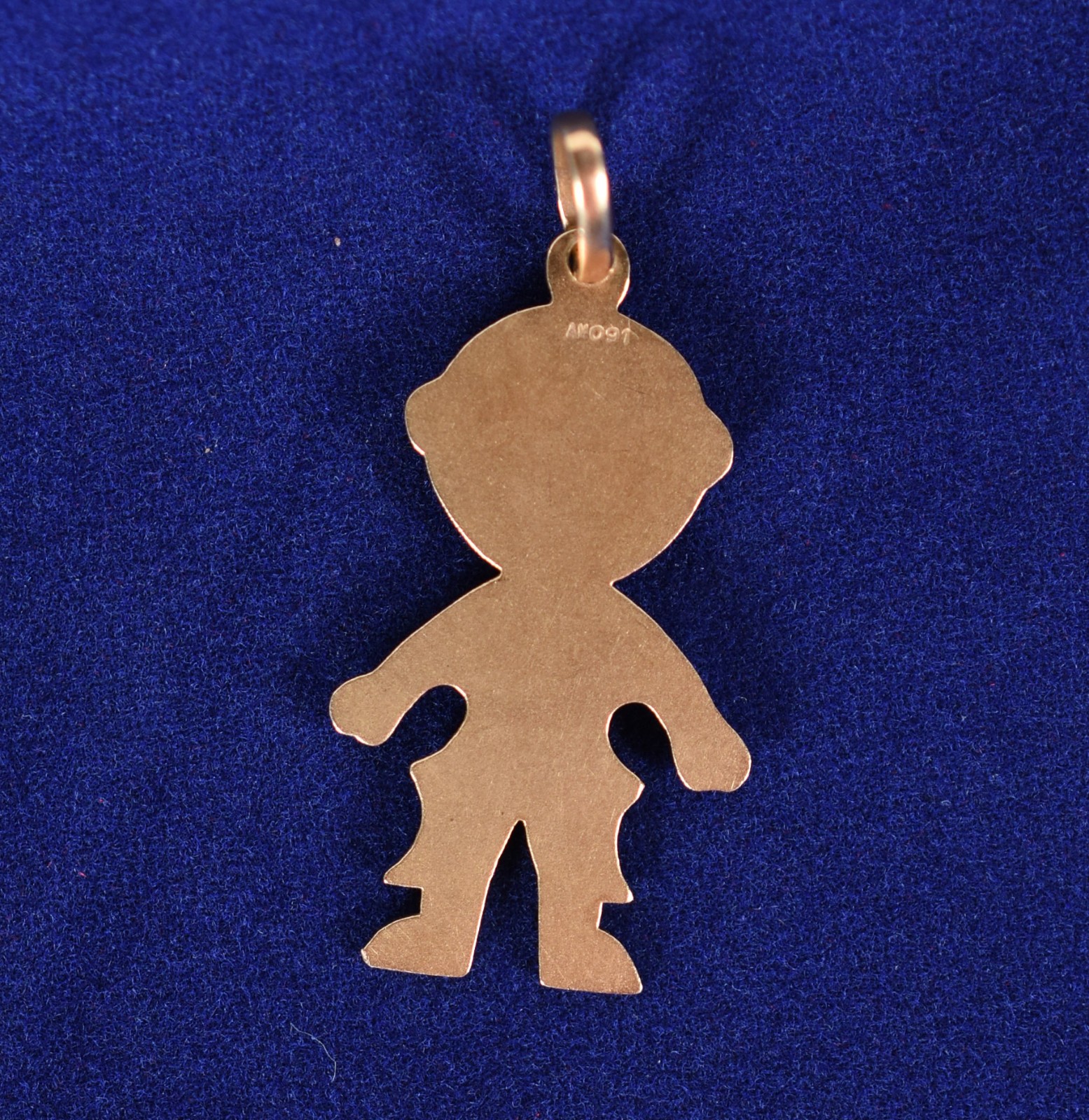 Pendente feitio menino de ouro 18k (Por motivos de segurança a peça... - foto 2 de 3
