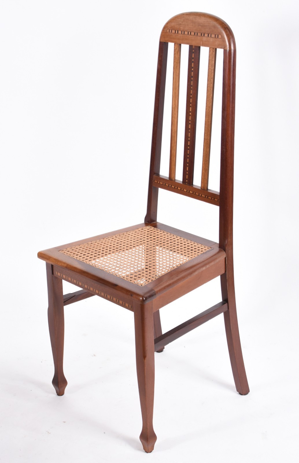 Conjunto com seis cadeiras de madeira nobre para sala de jantar... - foto 6 de 6