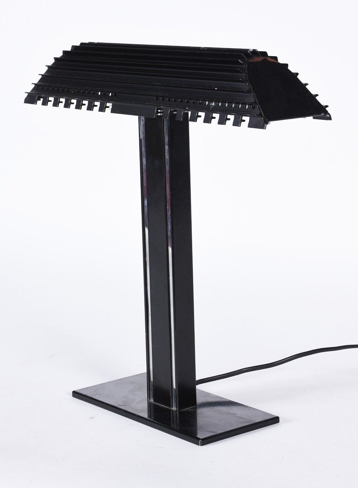 "Table Lamp" francesa de metal pintado de preto. - foto 4 de 4