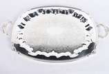 Bandeja expositora de garrafas de cristal de me... - Bandeja expositora de garrafas de cristal de metal com banho de prata, estilo ingles.