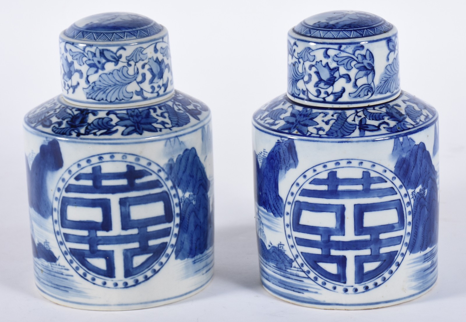 Par de potiches de porcelana chinesa azul e branca. - foto 1 de 5