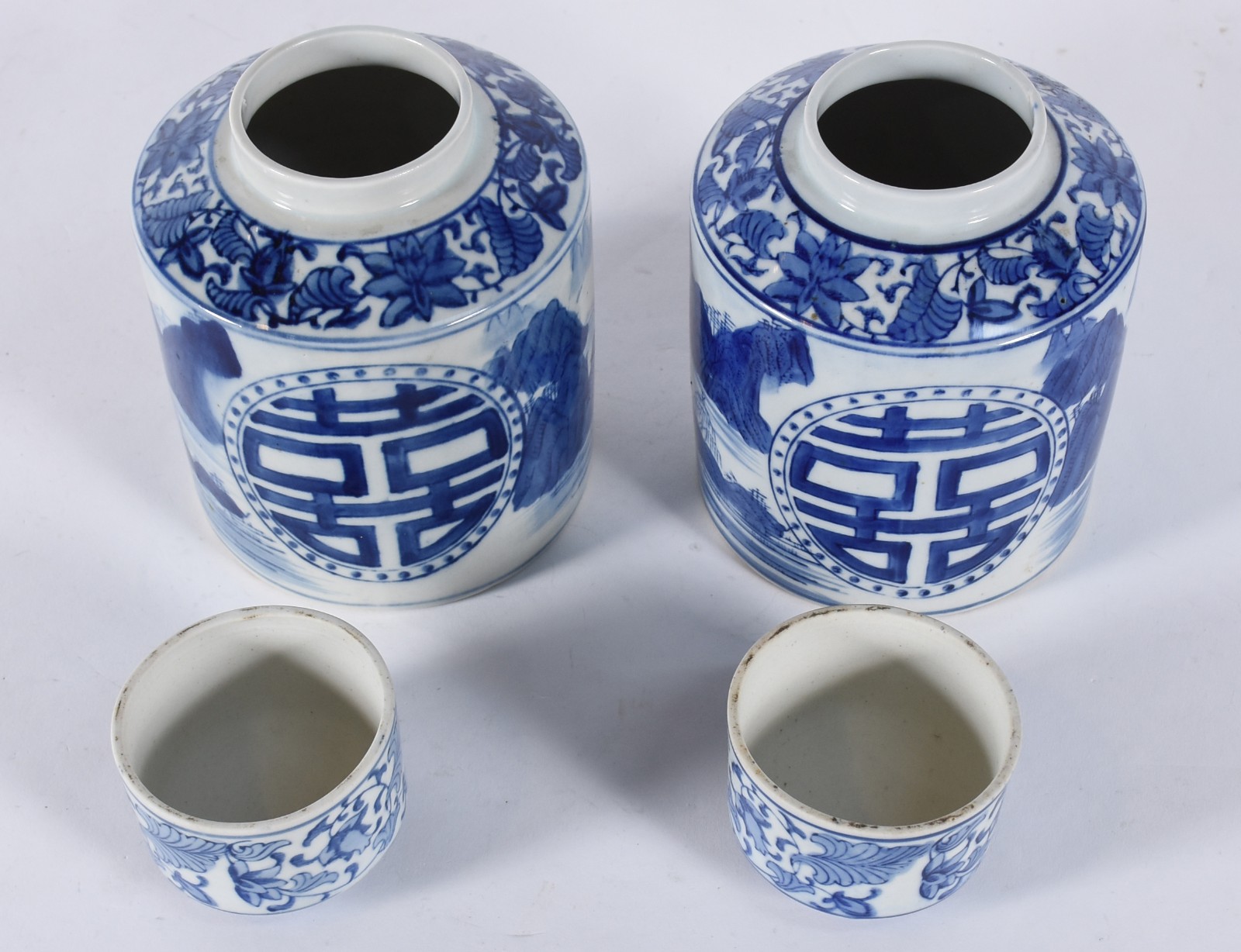 Par de potiches de porcelana chinesa azul e branca. - foto 3 de 5