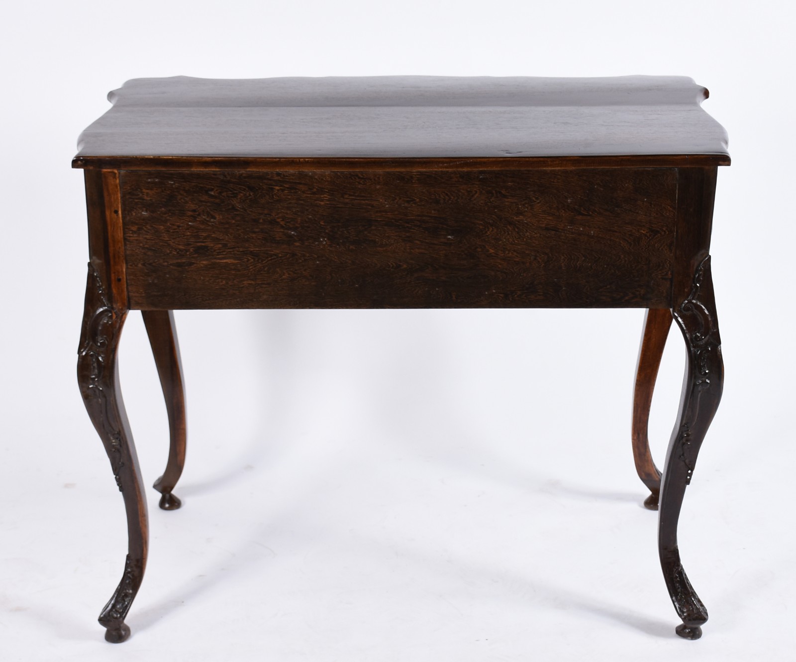 Mesa de encostar de jacarandá com 2 gavetas, saia recortada, pernas... - foto 5 de 5