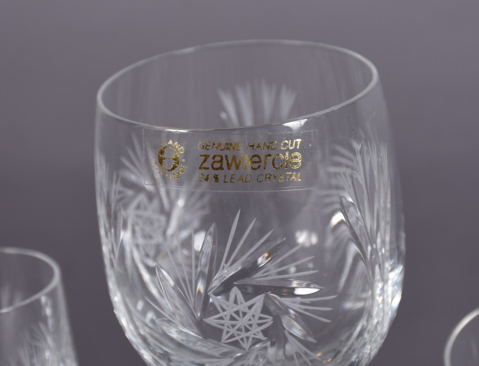 Conjunto de cristal lapidado, sendo 6 cálices para vinho, 6 para... - foto 5 de 5