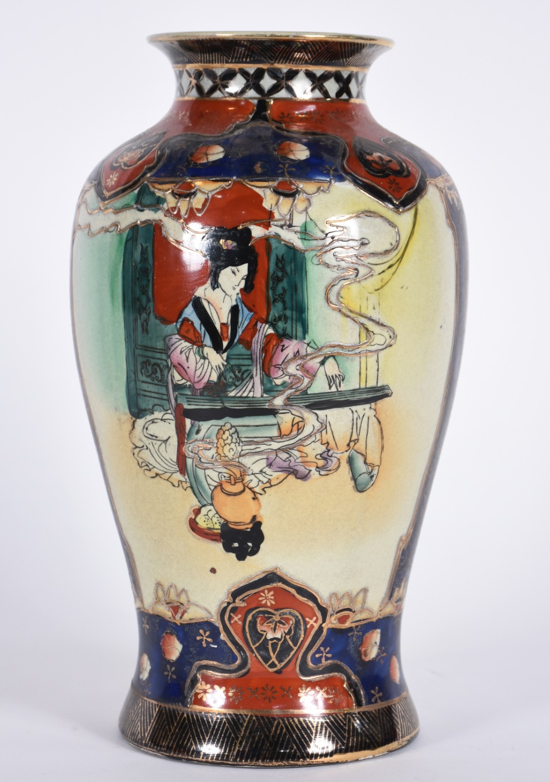 Vaso de porcelana oriental ao gosto Satzuma. - foto 1 de 6