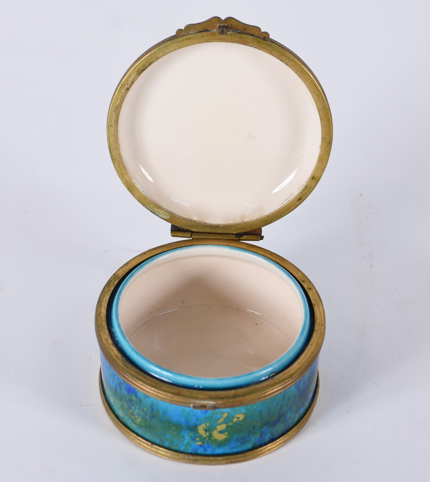 Caixa de porcelana francesa de Sèvres em tons de azul, guarnição de... - foto 2 de 5