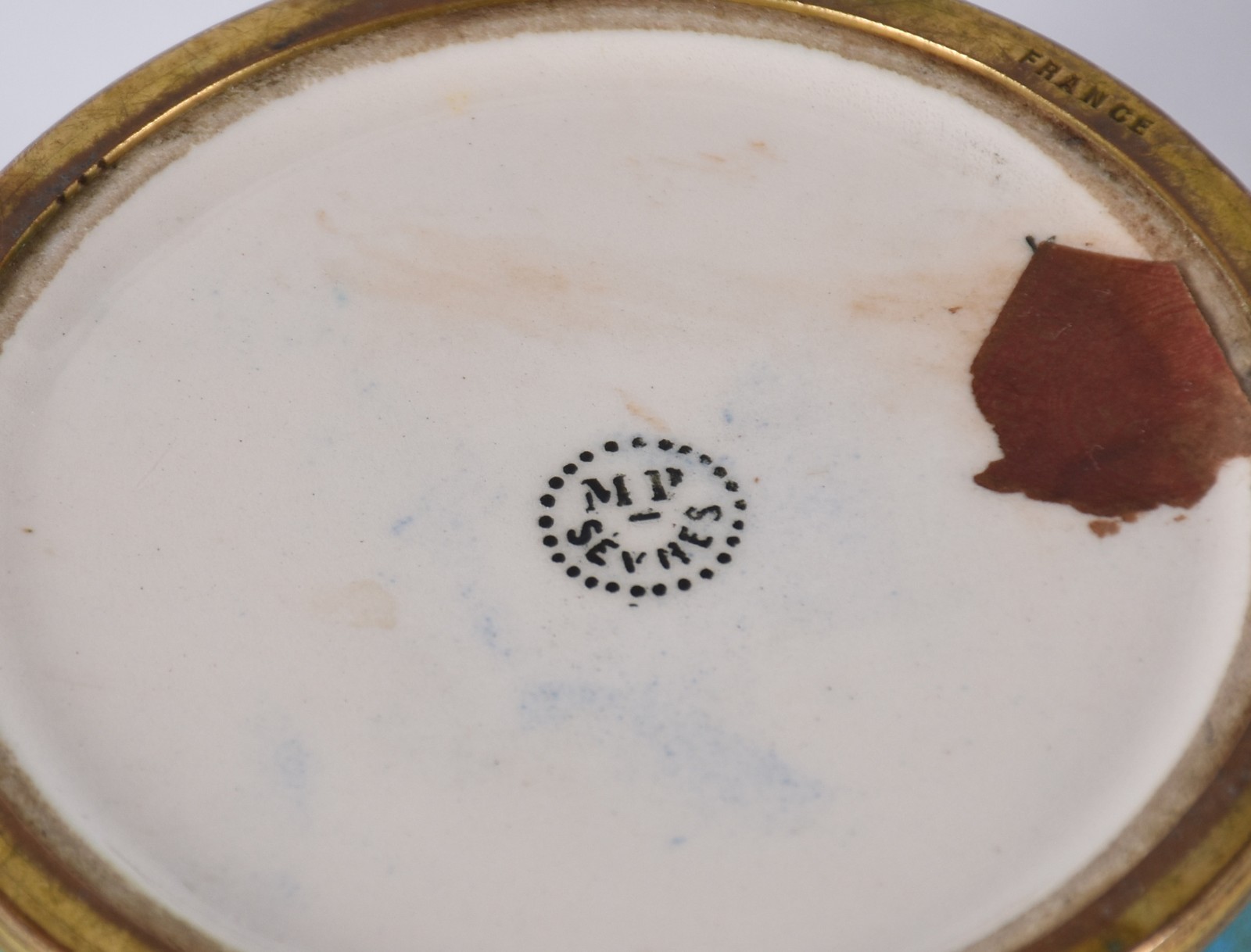 Caixa de porcelana francesa de Sèvres em tons de azul, guarnição de... - foto 5 de 5