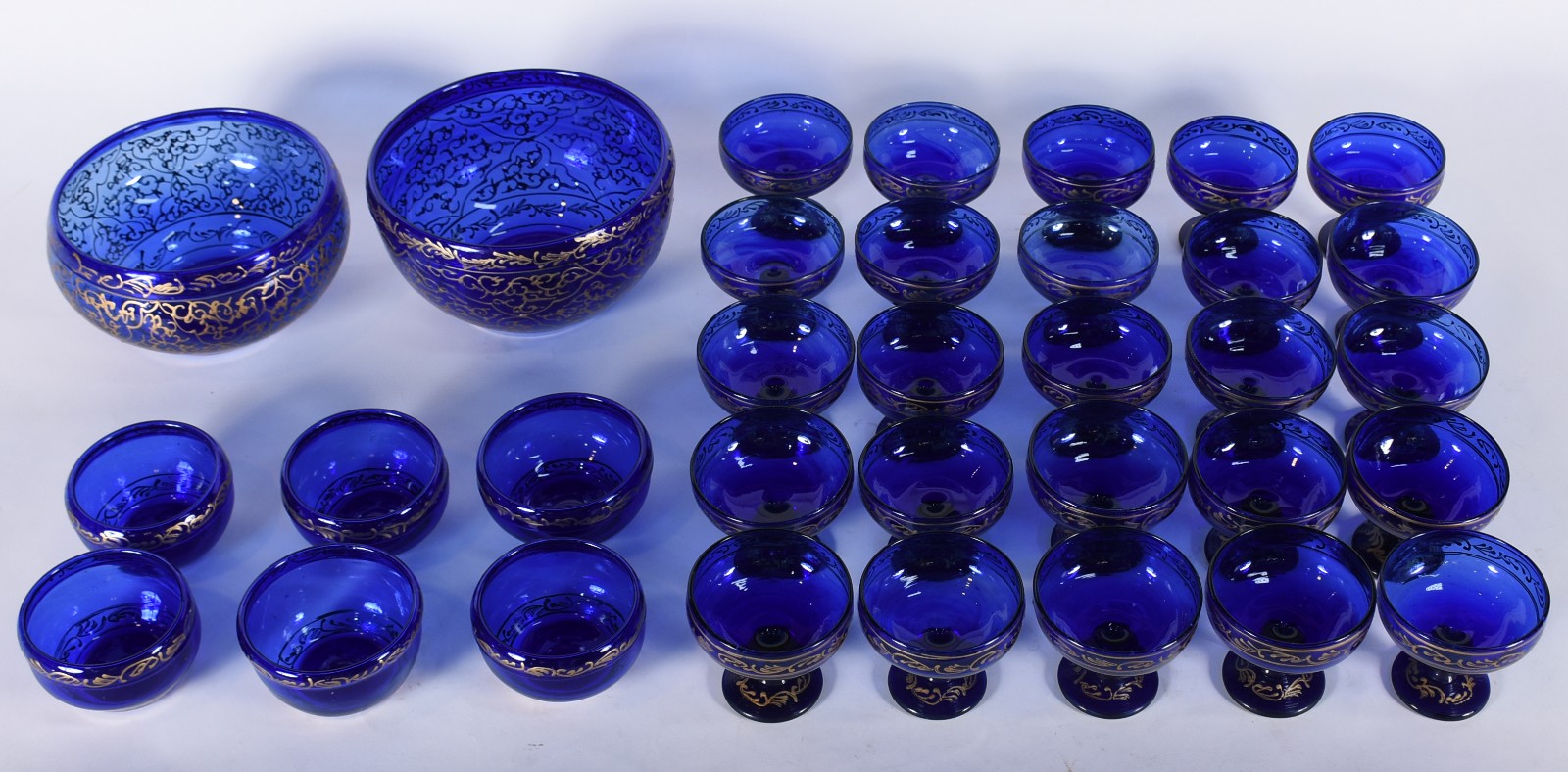 Serviço para sobremesa de vidro na cor azul com guirlandas esmaltadas... - foto 2 de 6