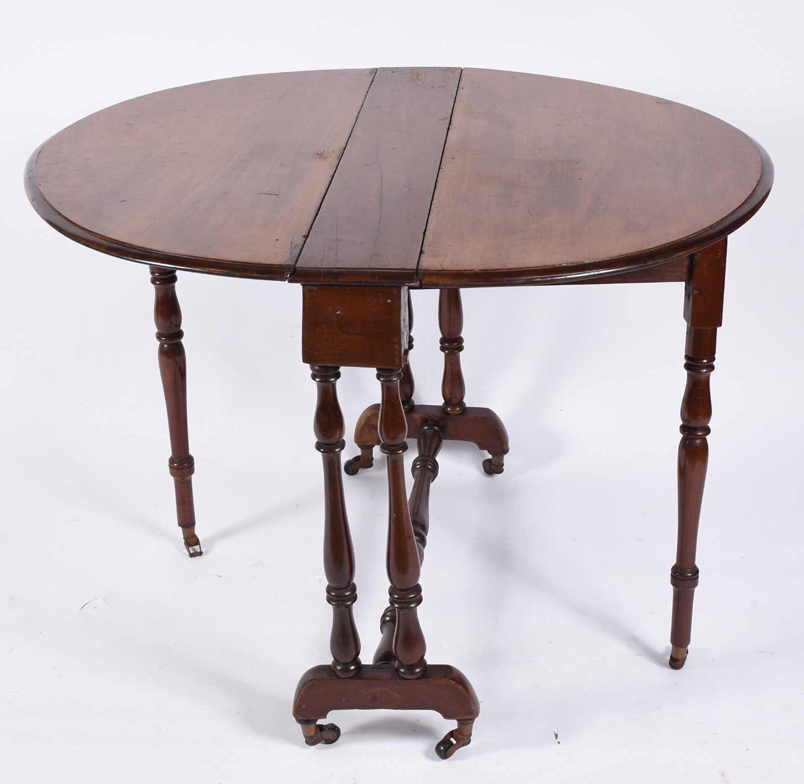 Mesa inglesa de madeira nobre, com abas, dita "Gateleg", sobre... - foto 2 de 6