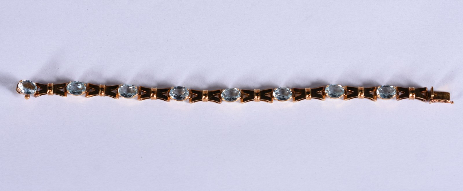 Pulseira de ouro 18k e pedras possivelmente água marinha (Por motivos... - foto 3 de 6