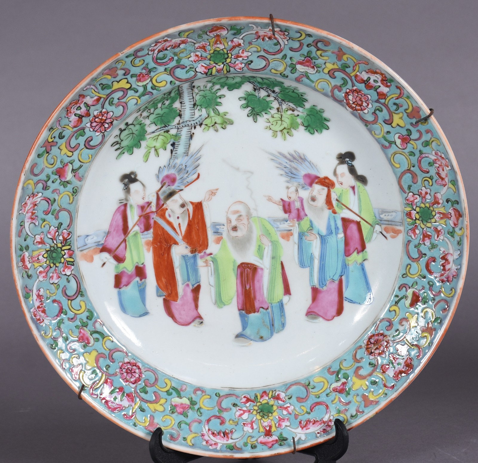 Prato de porcelana chinesa, decoração família rosa. - foto 1 de 3