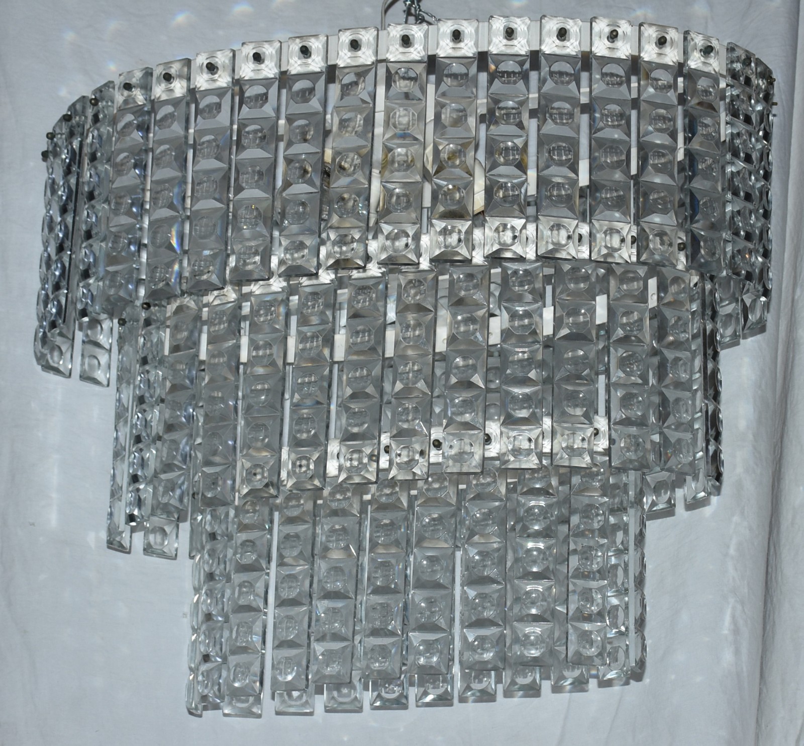 Lustre em placas de vidro trabalhado. - foto 1 de 2