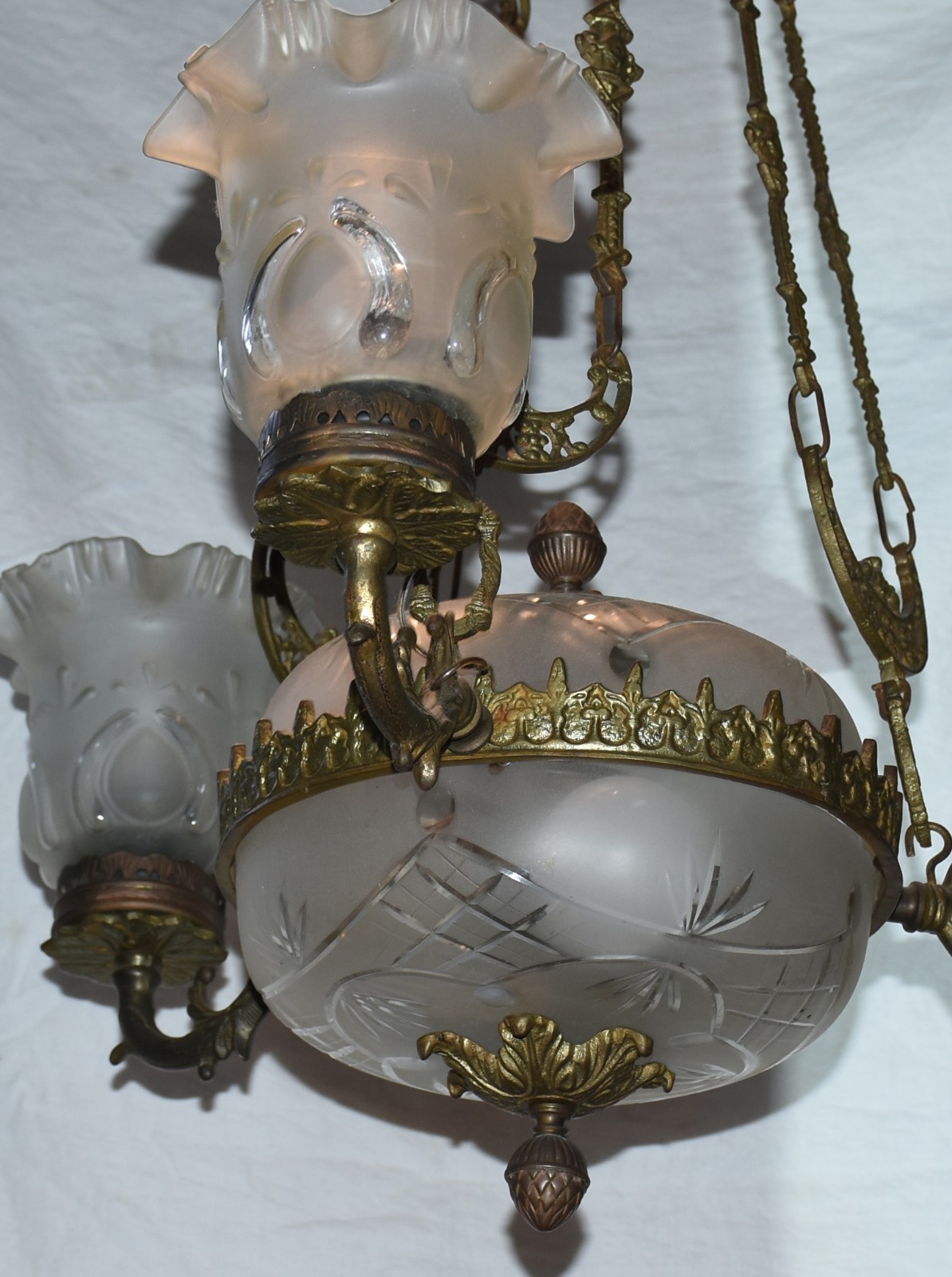 Lustre de metal com 3 braços. - foto 3 de 3