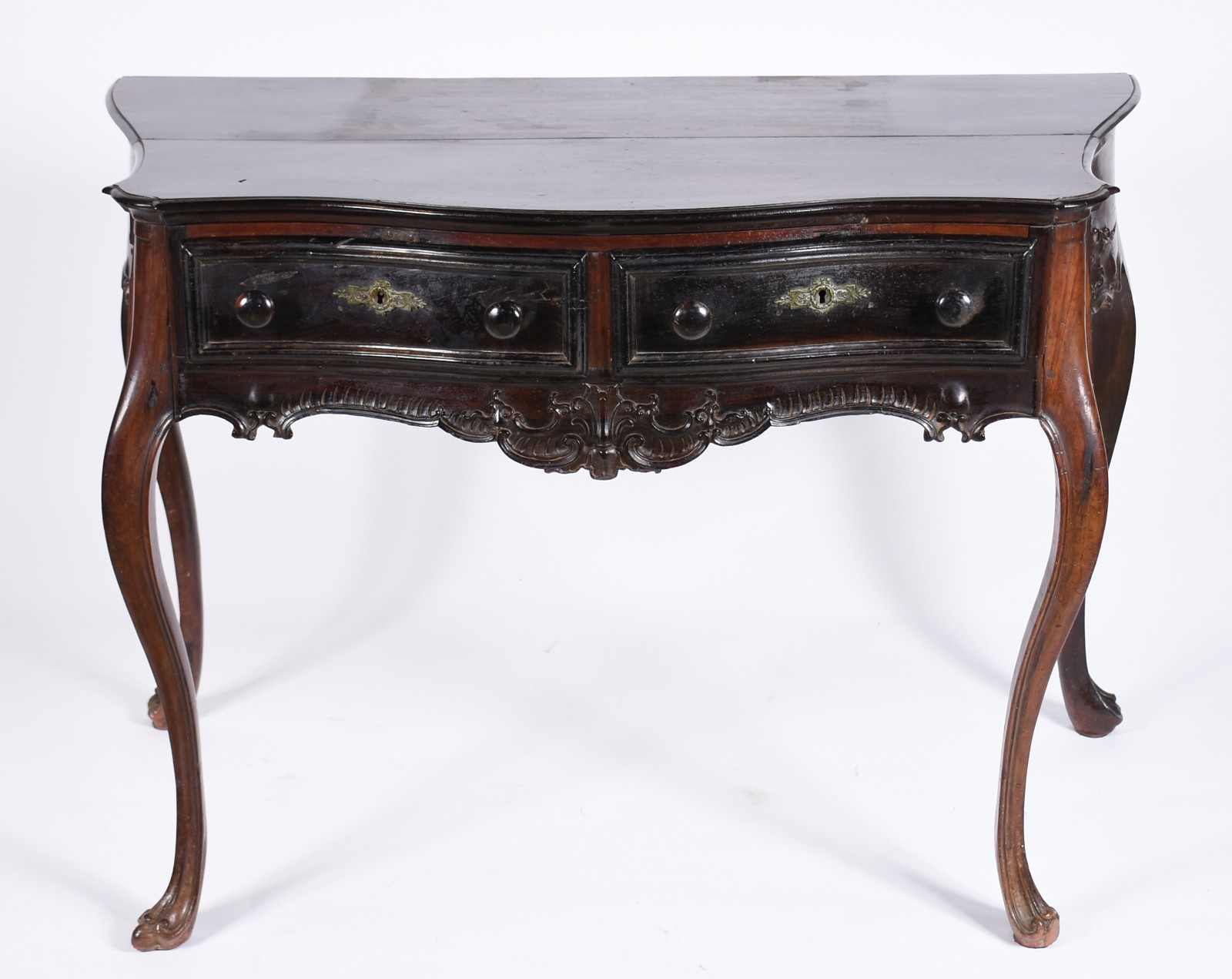 Mesa de encostar Dom José de jacarandá, caixa ondulada, duas gavetas... - foto 2 de 6