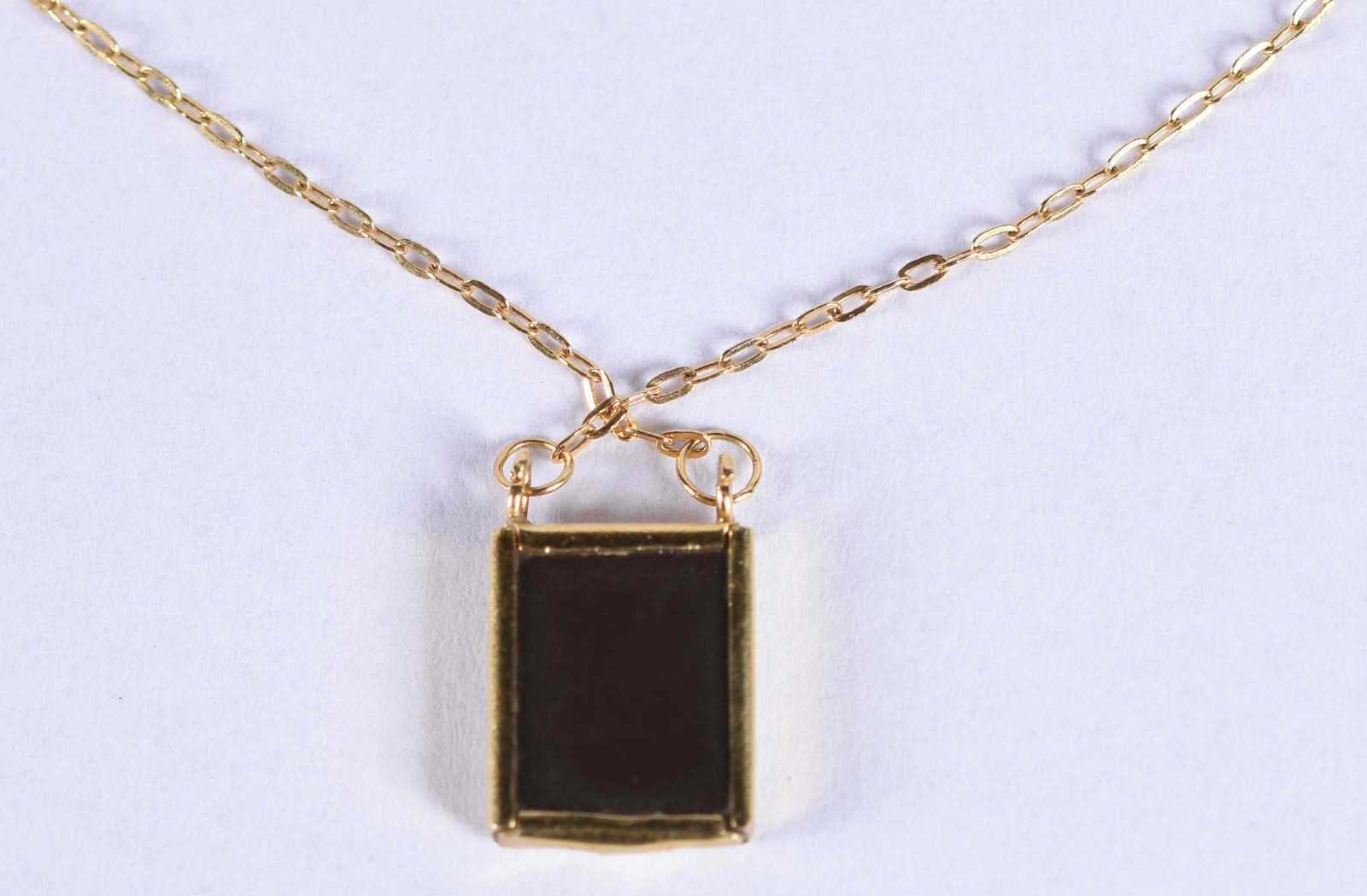 Cordão em ouro 18k com placa em relevo "Coração de Jesus" (Por... - foto 4 de 6