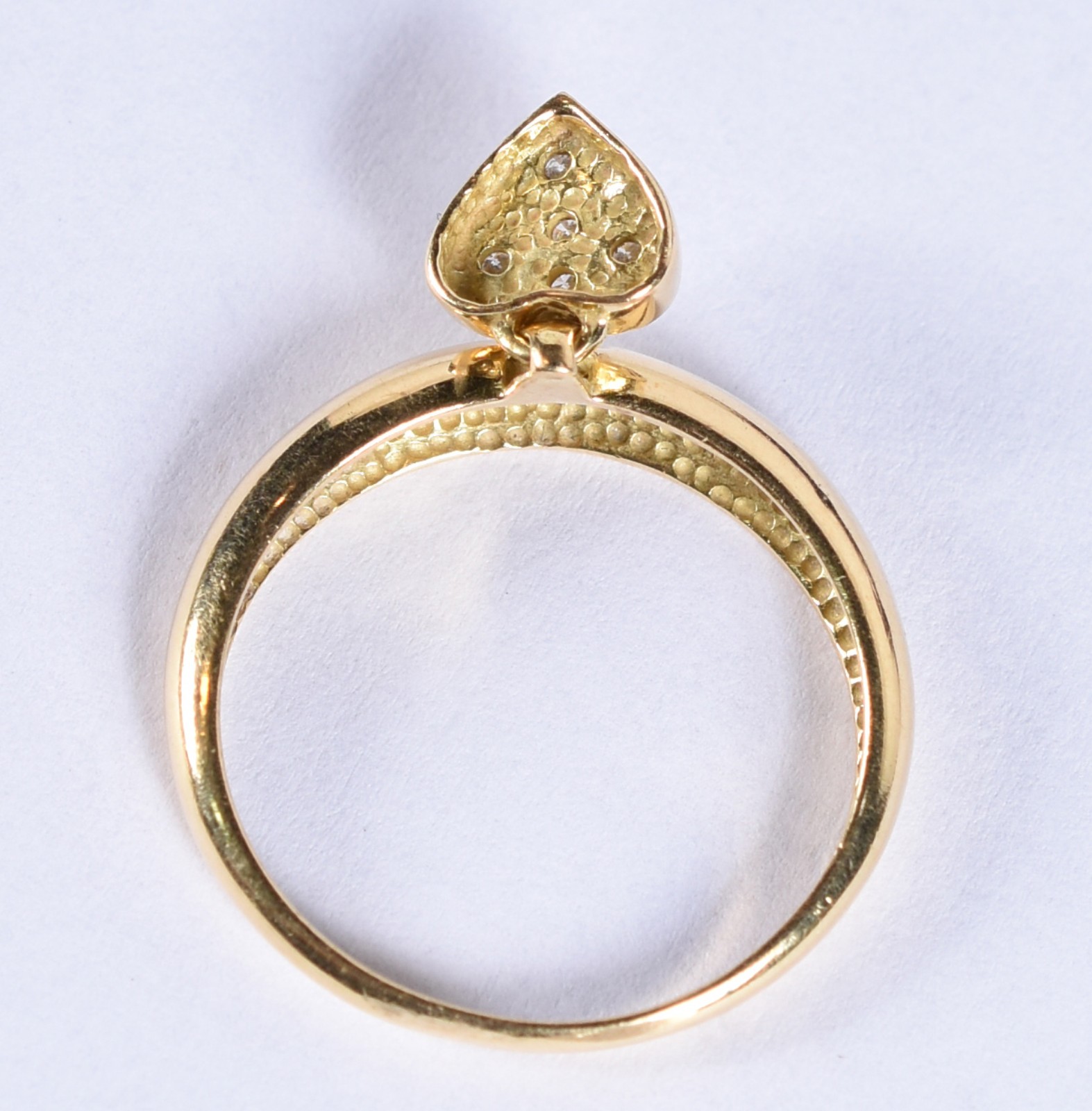 Anel em ouro 18k, contraste 750 com 5 brilhantes, aro 21 (Por motivos... - foto 3 de 4