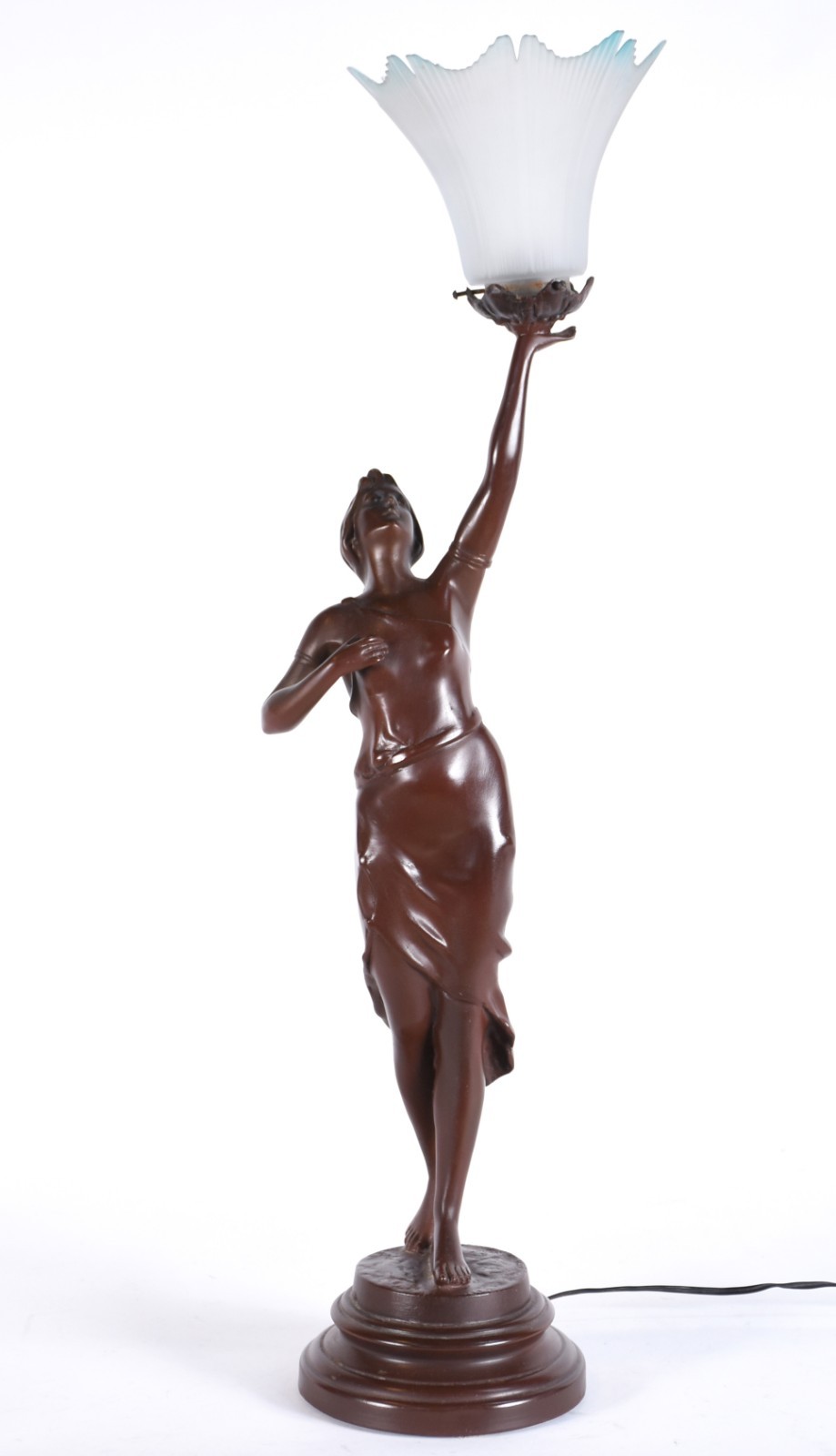 Luminária de petit bronze representando figura feminina, manga de... - foto 1 de 4