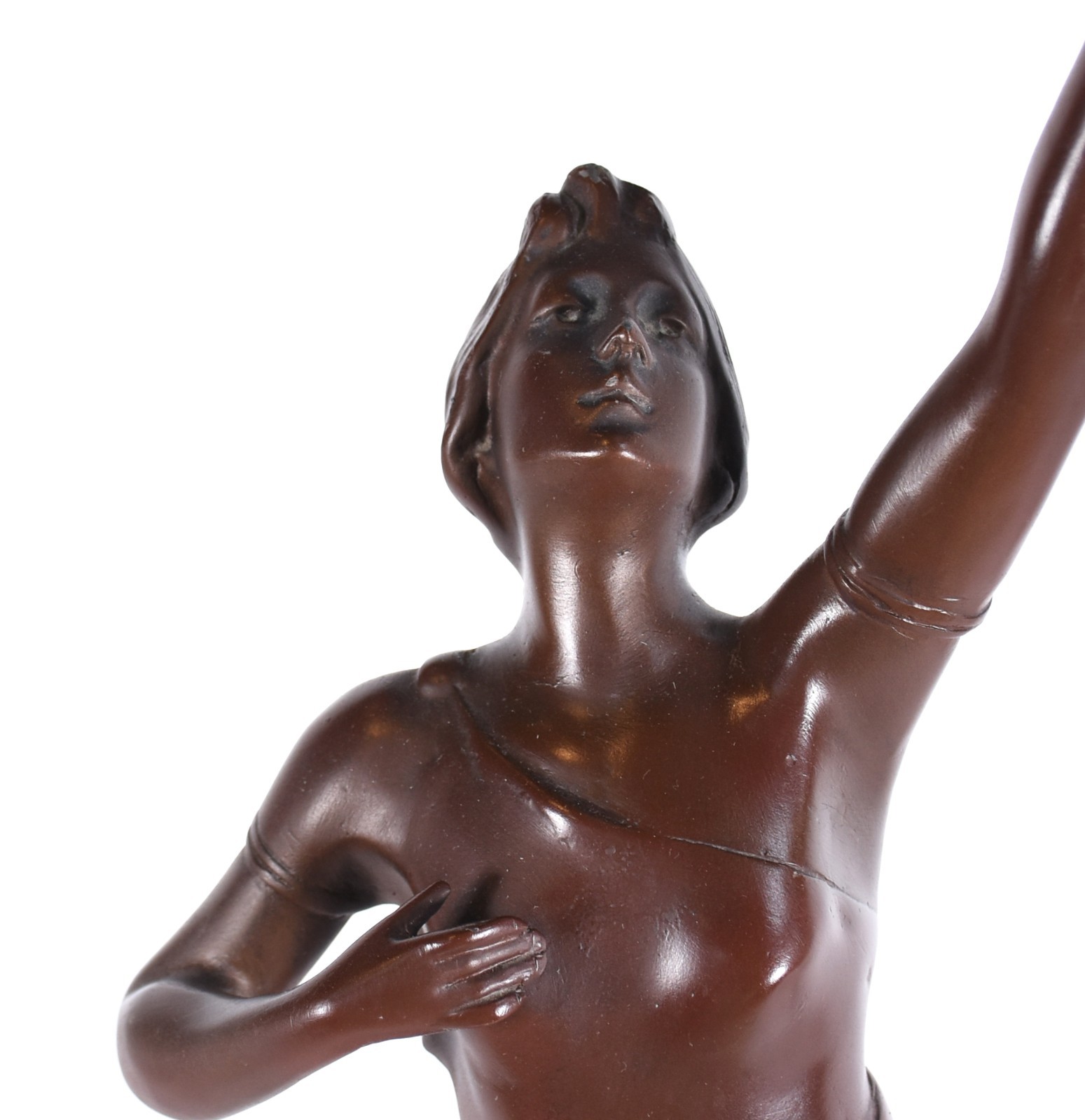 Luminária de petit bronze representando figura feminina, manga de... - foto 4 de 4