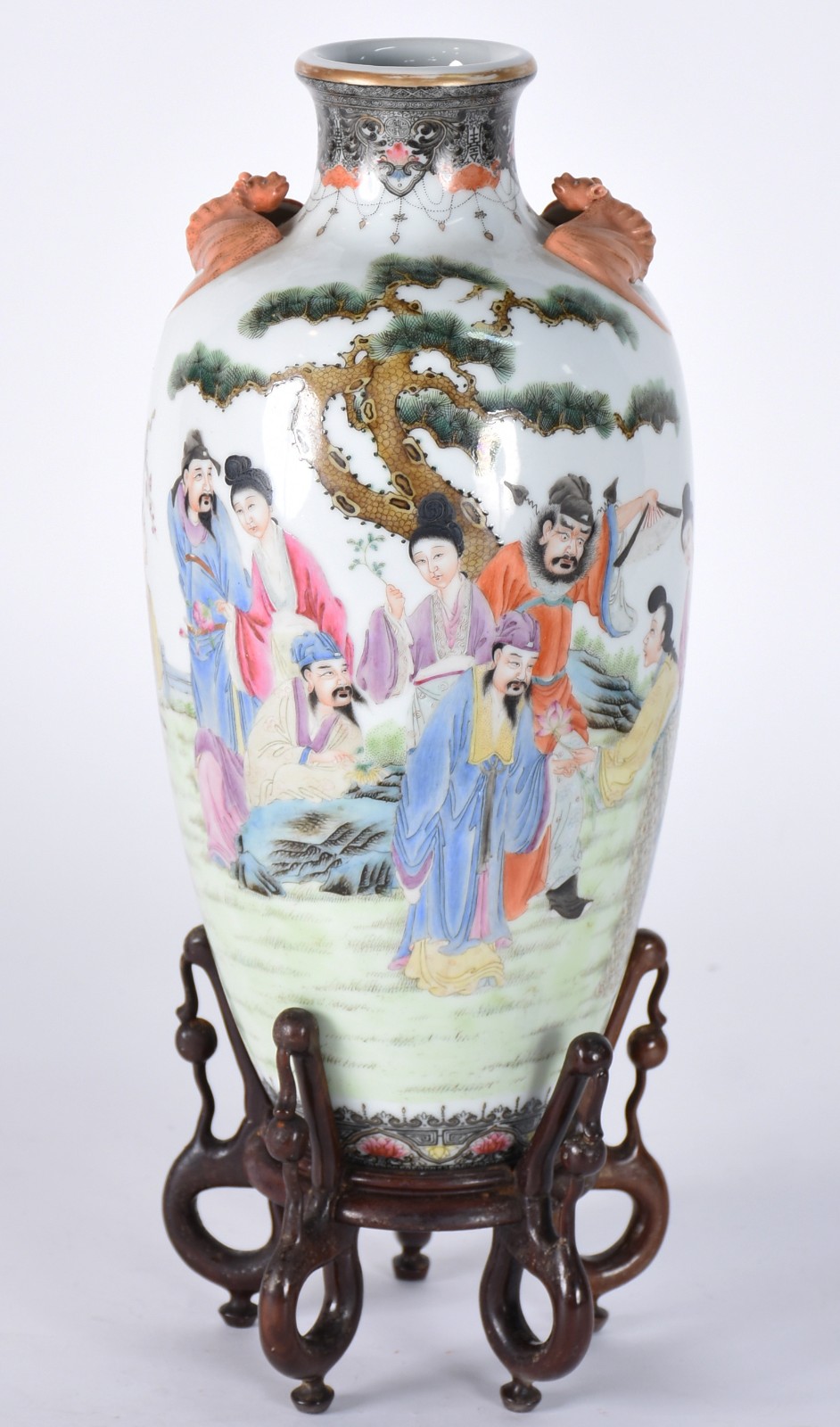 Vaso de porcelana oriental decorado com figuras de gueixas e... - foto 1 de 7