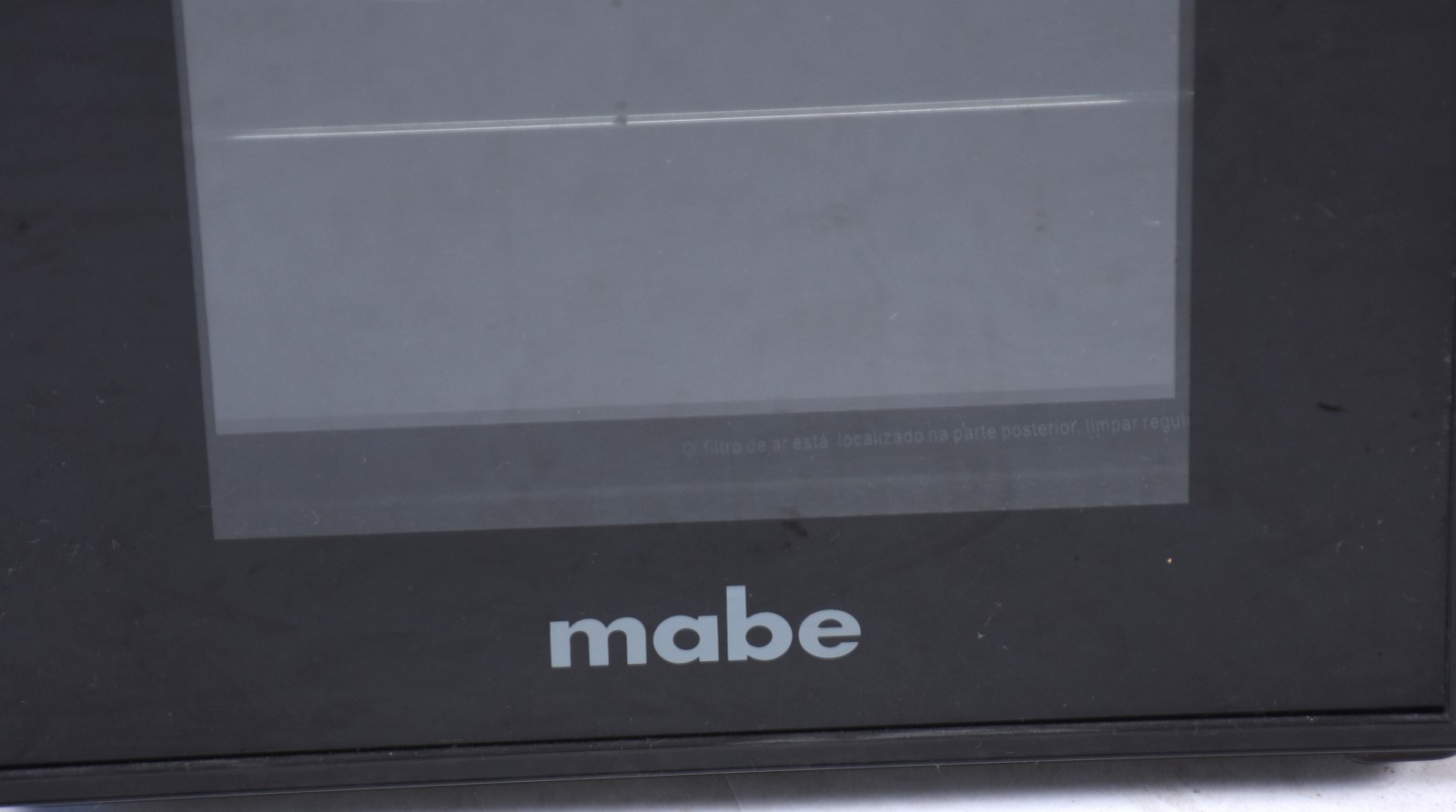 Três pequenas adegas para 6 garrafas cada, marca "MABE" (uma com mau... - foto 4 de 7