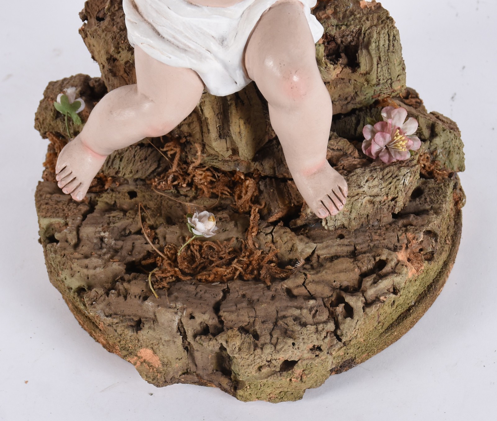 Menino Deus do Monte - Antiga Imagem de terracota policromada onde o... - foto 3 de 5