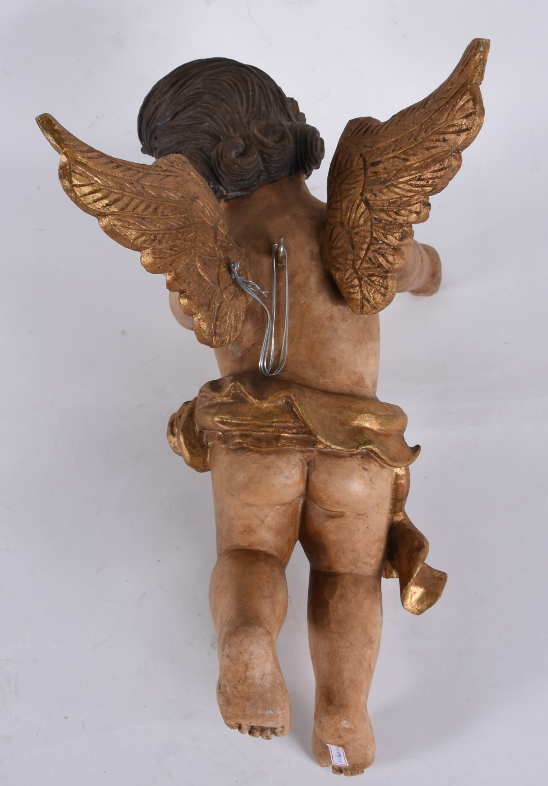 Escultura de madeira entalhada e policromada representando Anjo. - foto 5 de 5