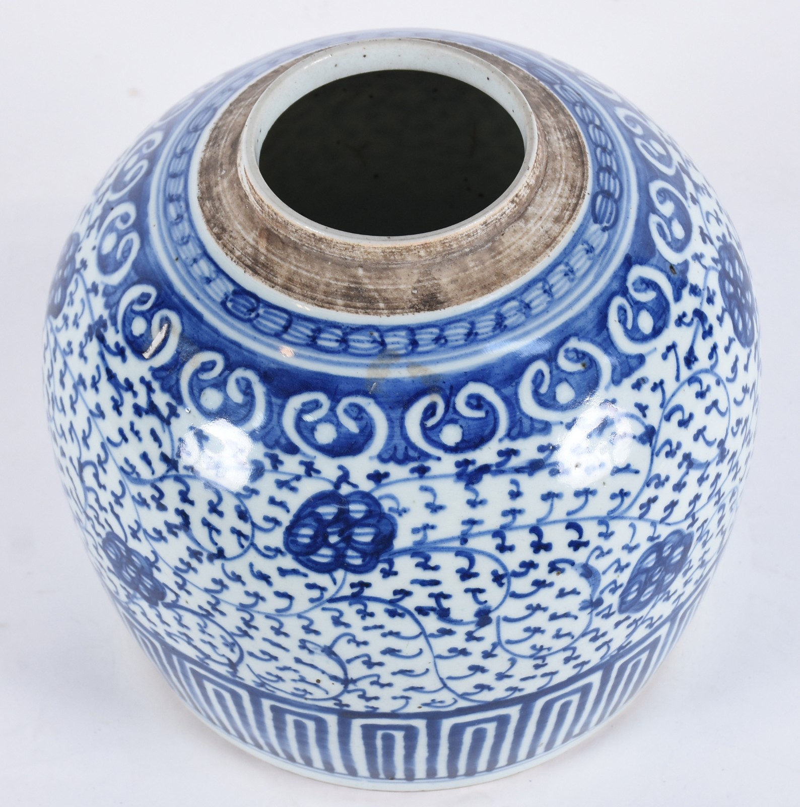 Vaso antigo de porcelana chinesa azul e branca, base com selo... - foto 2 de 4