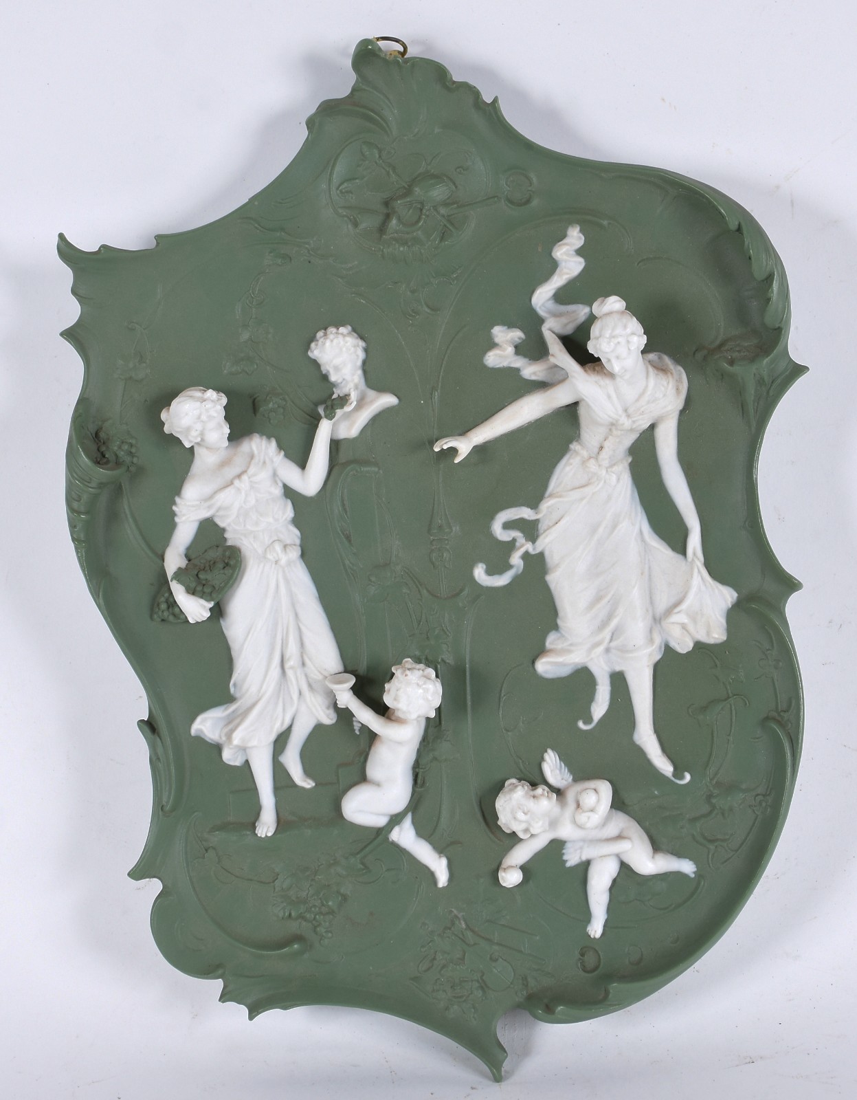 Placa em biscuit europeu verde e branco, ao gosto Wedgwood... - foto 1 de 4