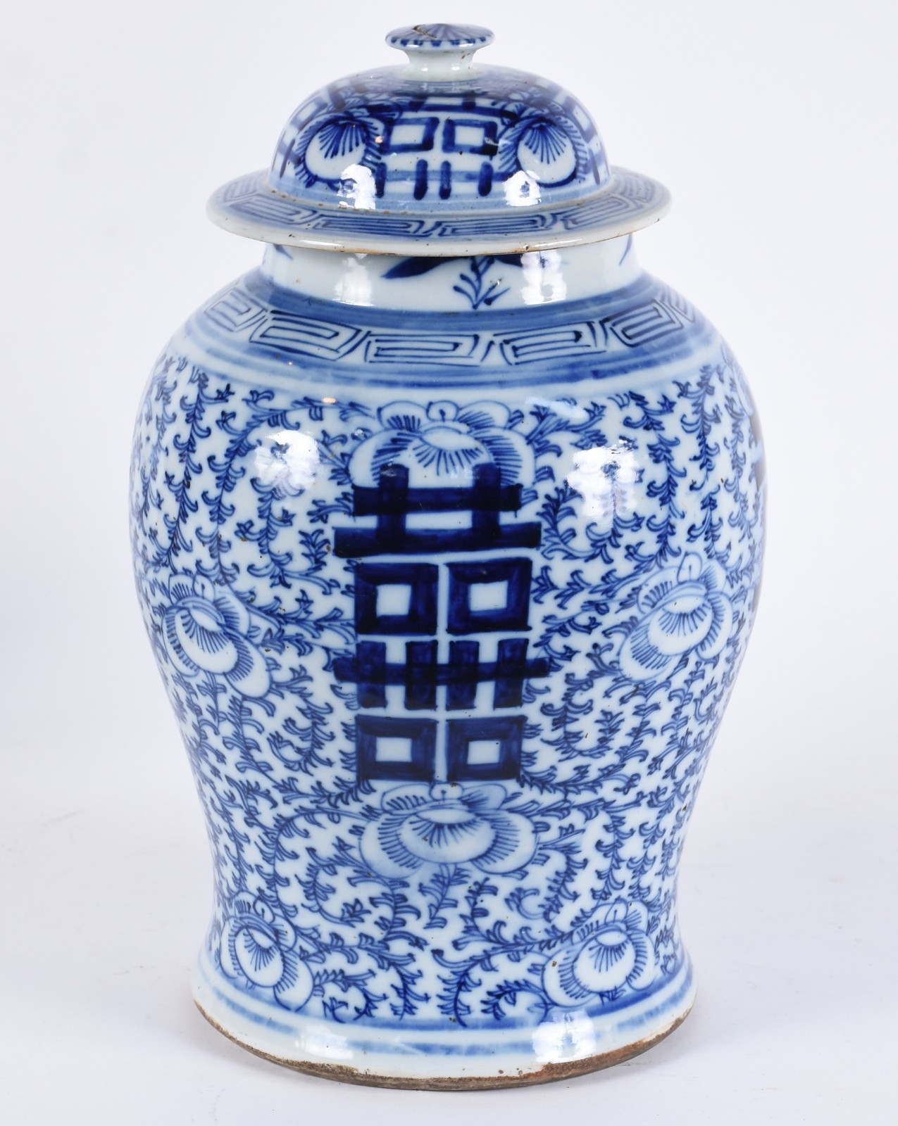Potiche antigo de porcelana chinesa azul e branca, decorado com... - foto 1 de 7