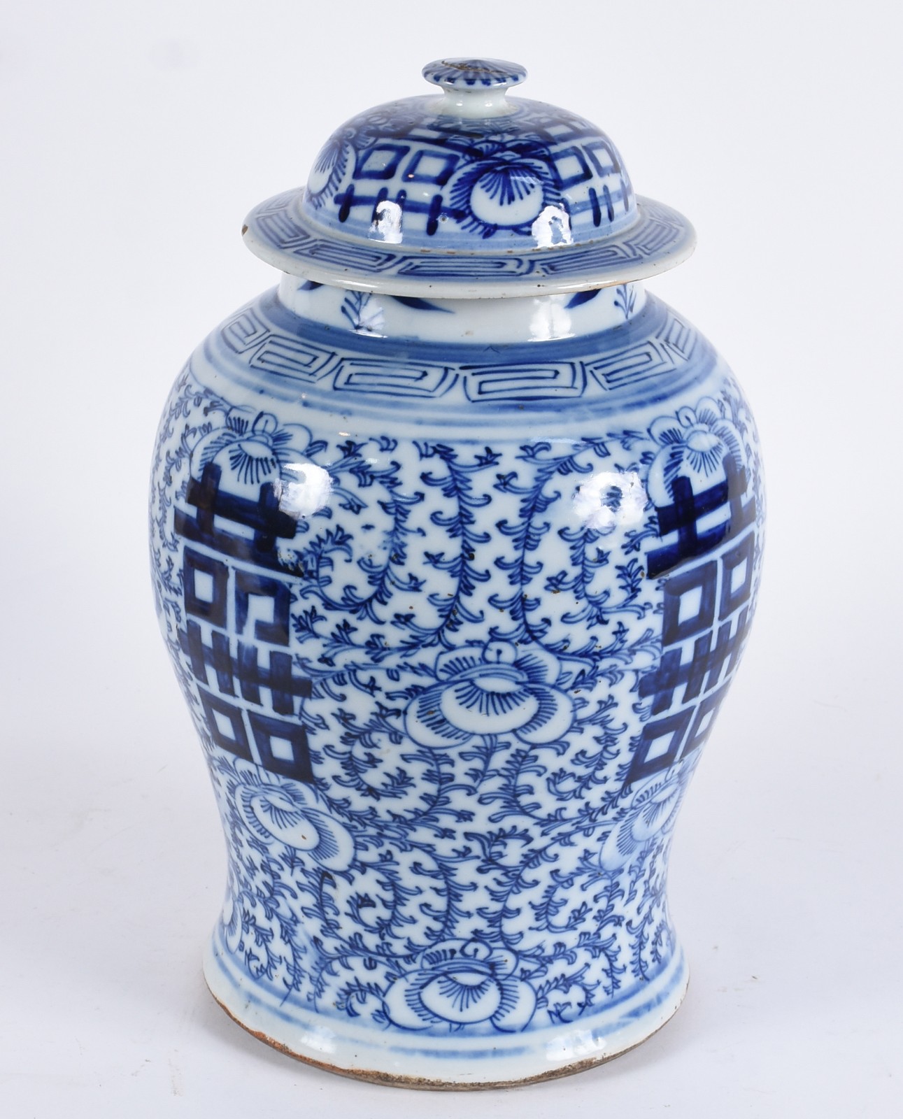 Potiche antigo de porcelana chinesa azul e branca, decorado com... - foto 2 de 7