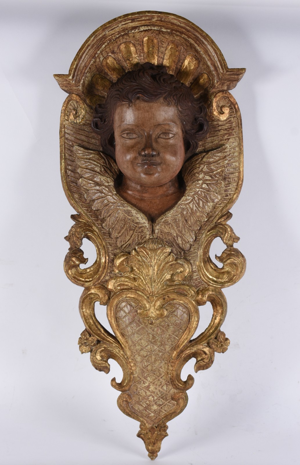 Maravilhosa peça de altar barroca, ricamente entalhada em madeira e... - foto 1 de 4