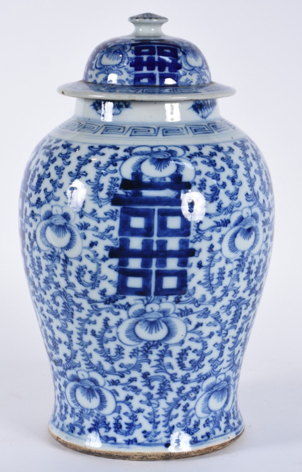 Potiche antigo de porcelana chinesa azul e branca, decorado com... - foto 1 de 6