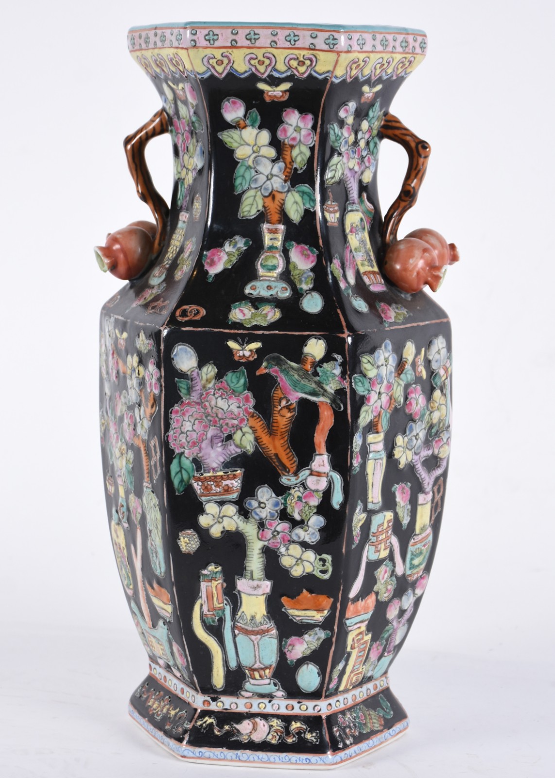 Vaso antigo de porcelana chinesa, feitio sextavado, decorado com... - foto 1 de 6