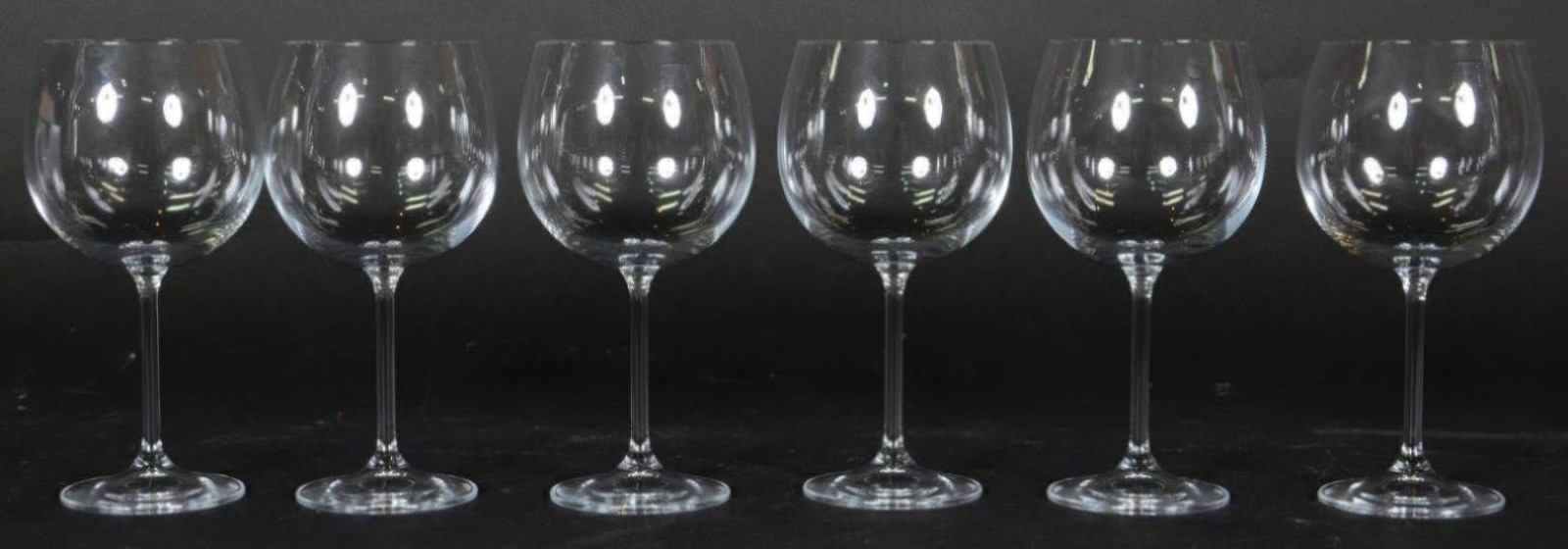 Seis taças de cristal da Bohemia para vinho ballon 570 ml. - foto 1 de 2