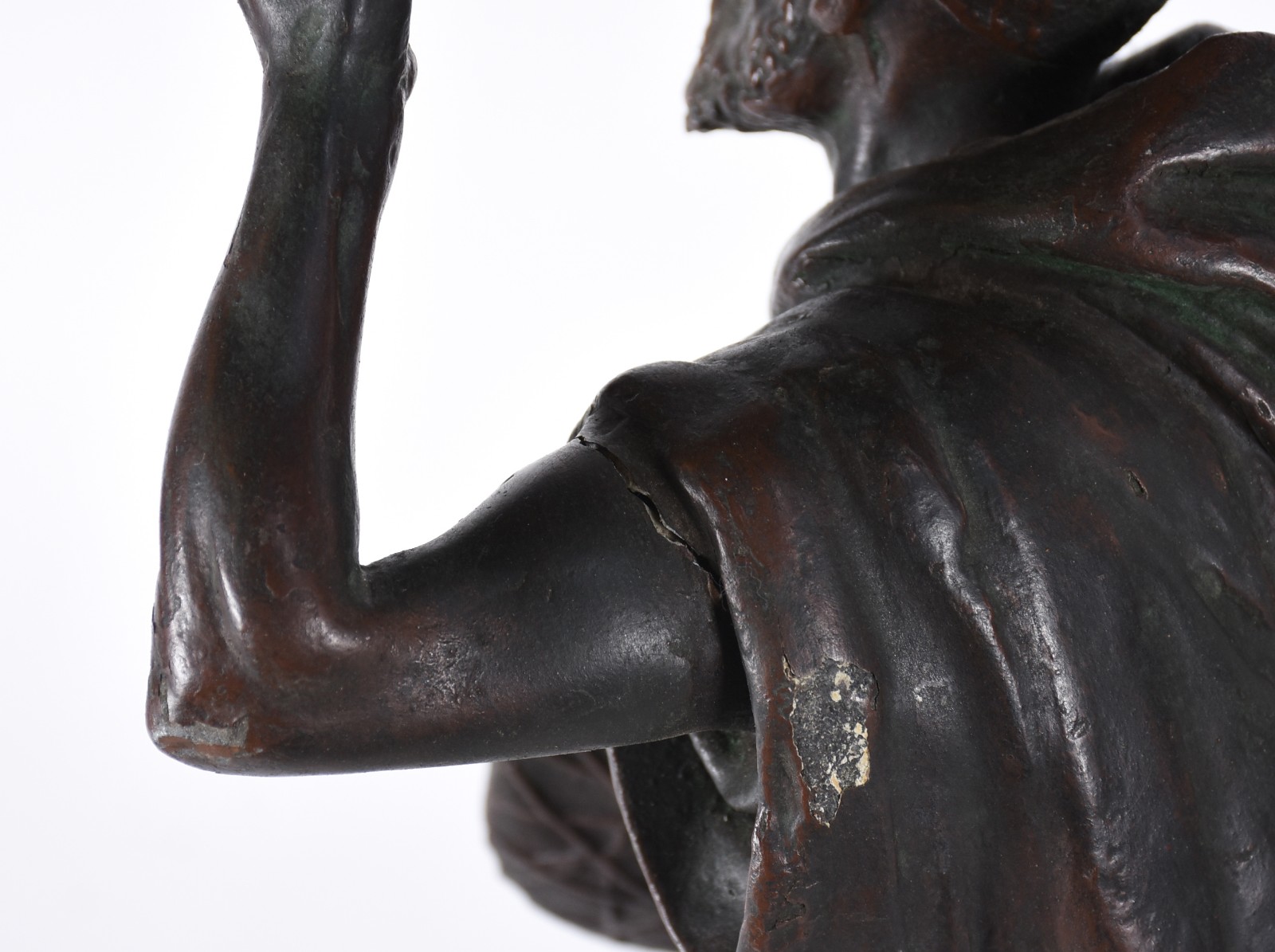 Escultura em petit bronze representando "Comerciante árabe"... - foto 3 de 5